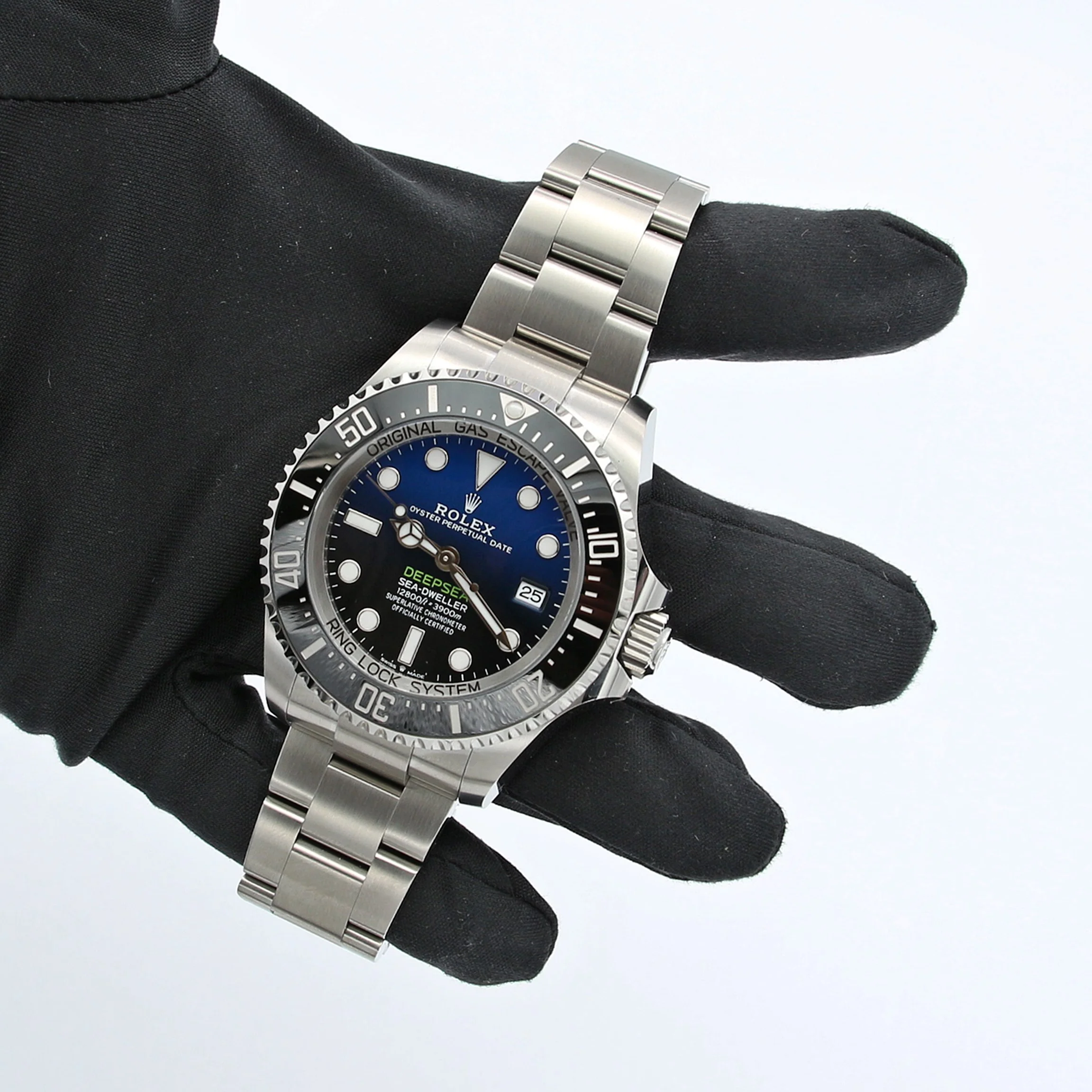 Rolex Sea-Dweller Deepsea ref. 136660 D-Blue James Cameron dial - Full Set - Image 4