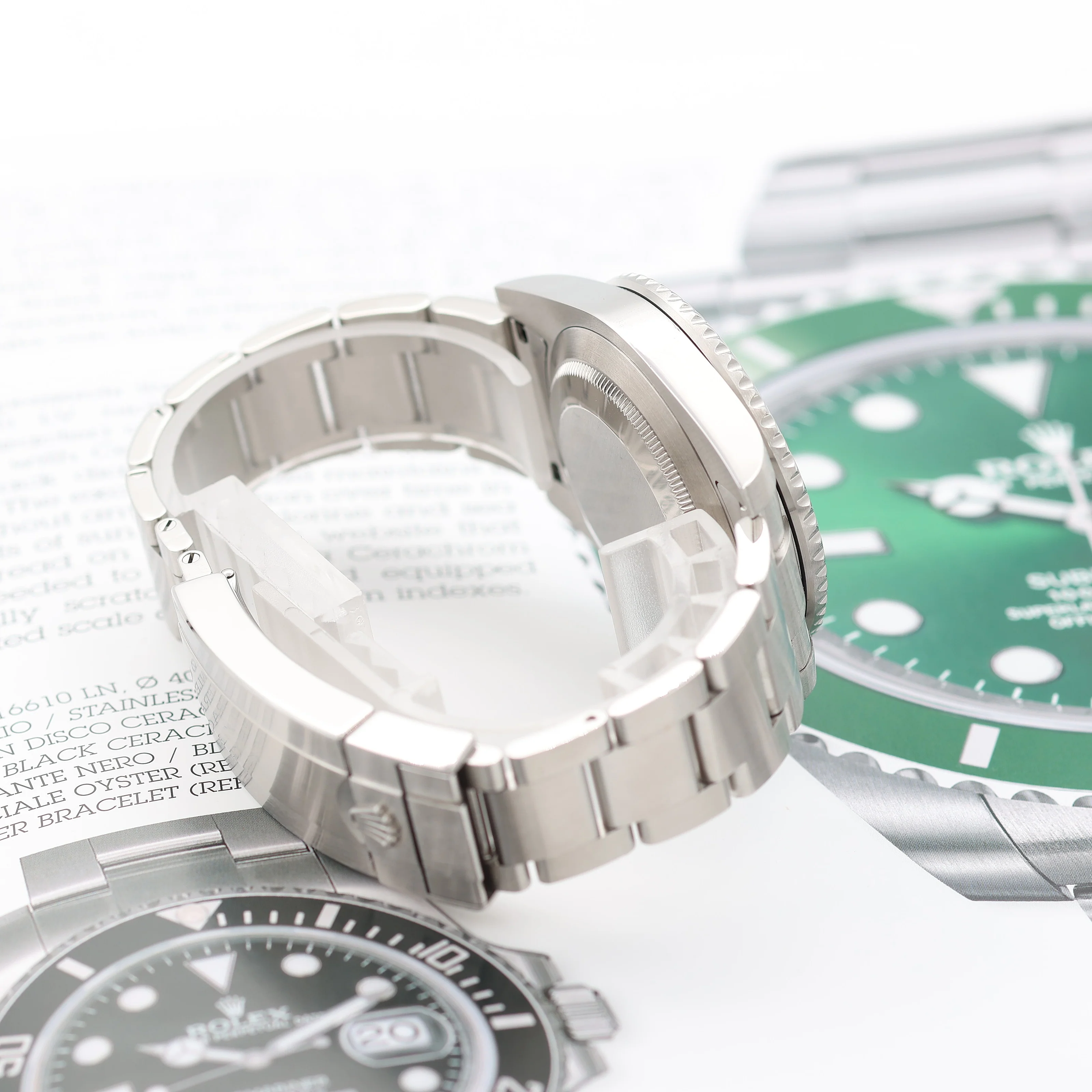 Rolex Submariner Green 116610LV (Hulk) in Steel - Green Dial - Full Set - Image 13