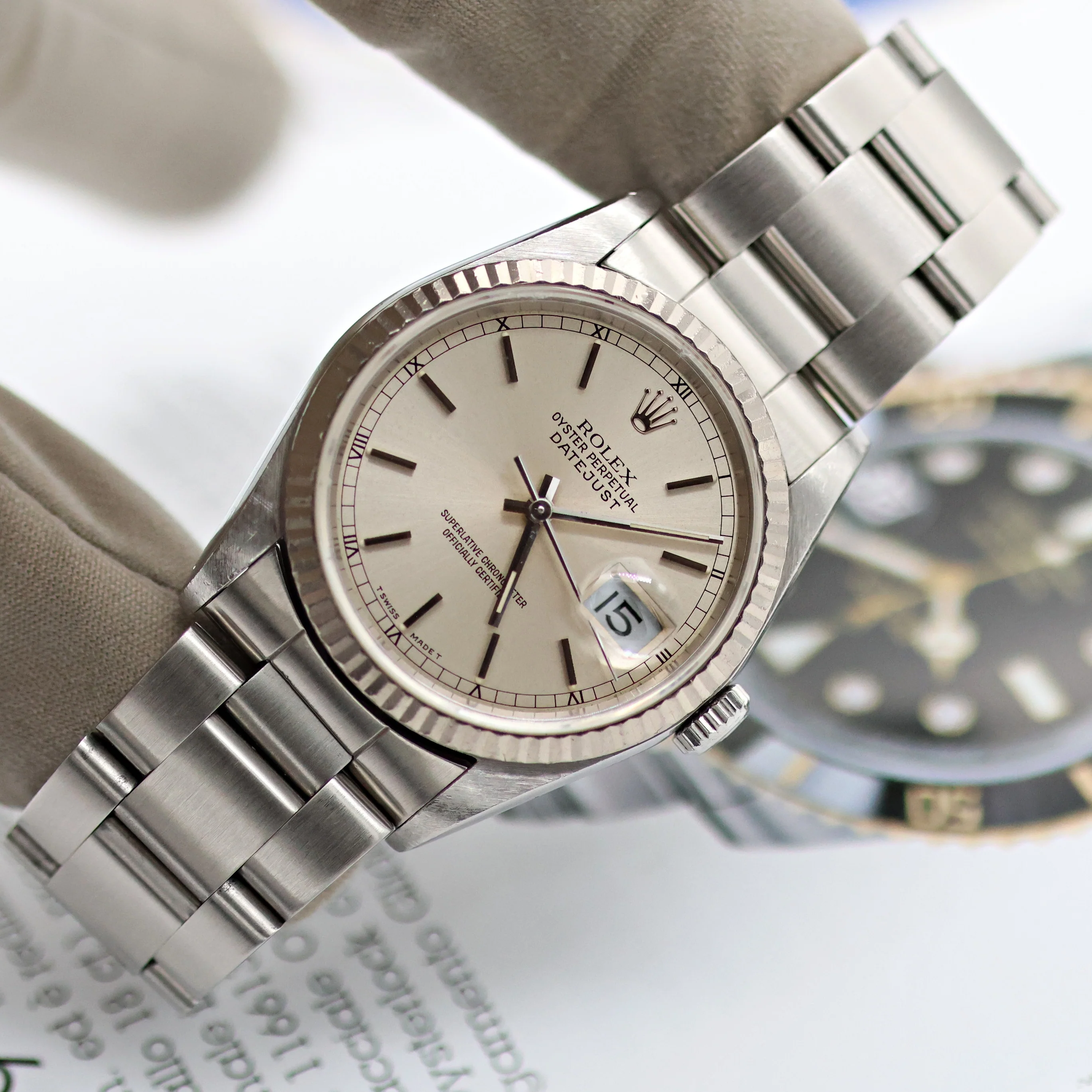ON SALE: Rolex Datejust ref. 16234 Silver Dial (Circle Minutes) - Oyster Bracelet - Image 11